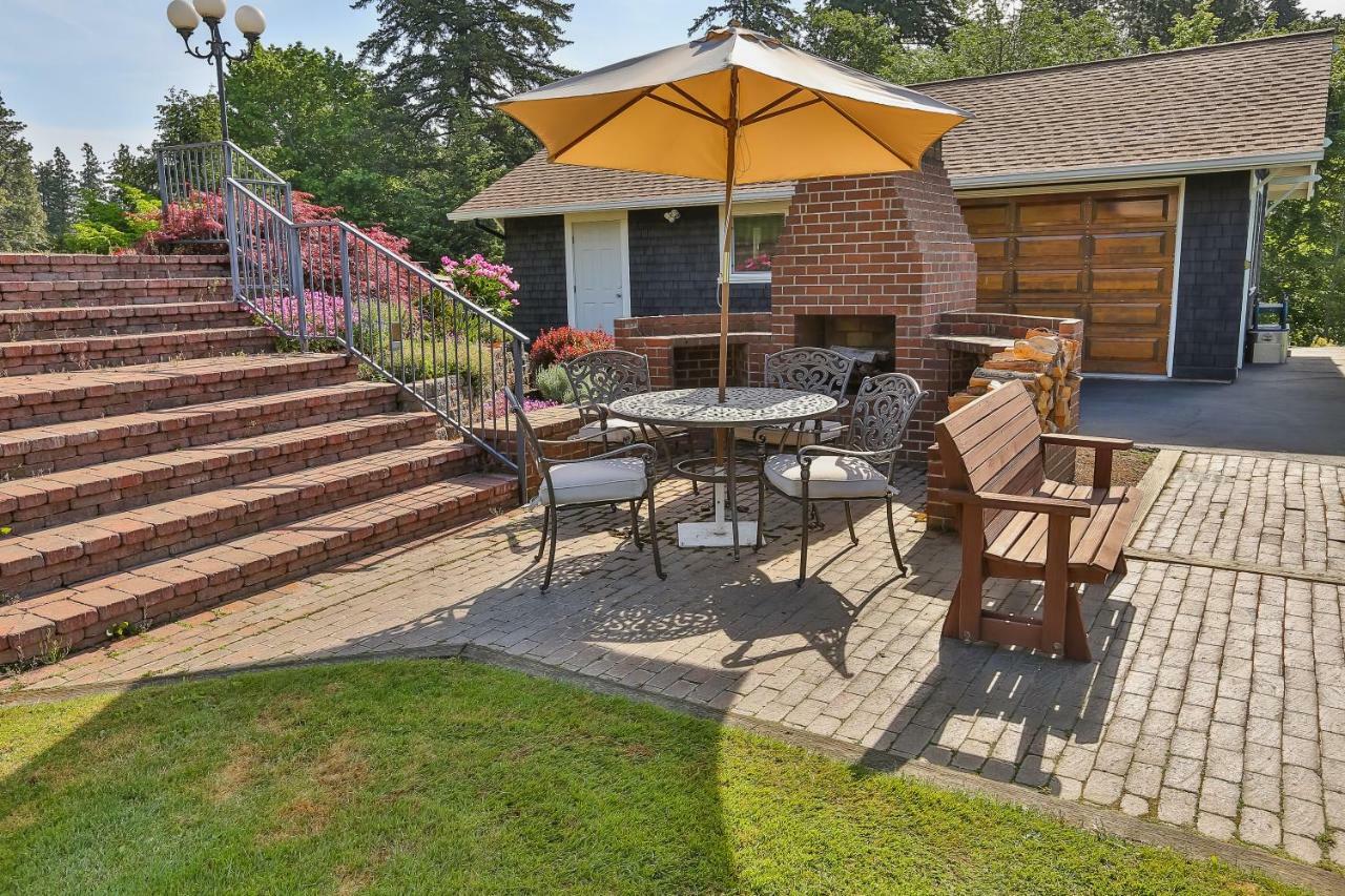 Brookside Bed & Breakfast Hood River Exterior photo