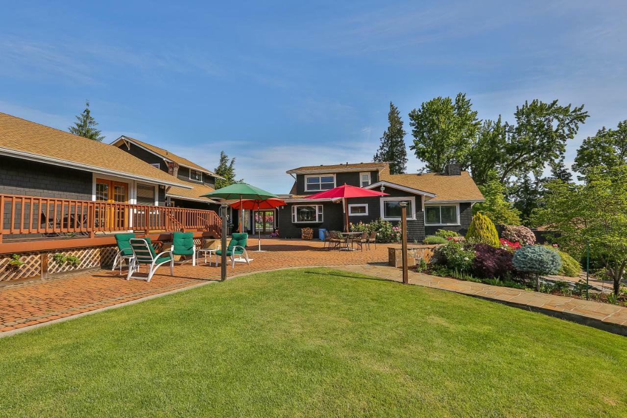Brookside Bed & Breakfast Hood River Exterior photo